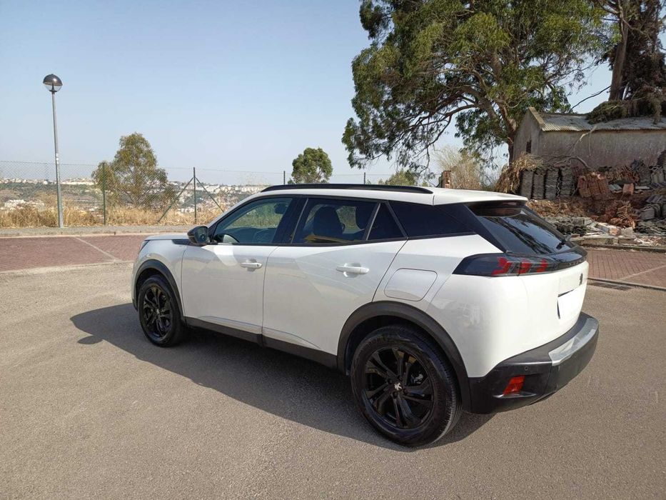 Peugeot E-2008 Allure