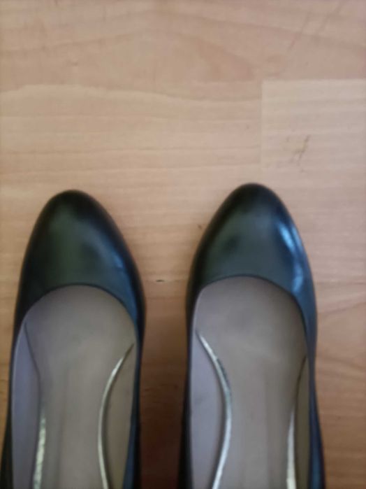 Gino Rossi buty szpilki czarne 38