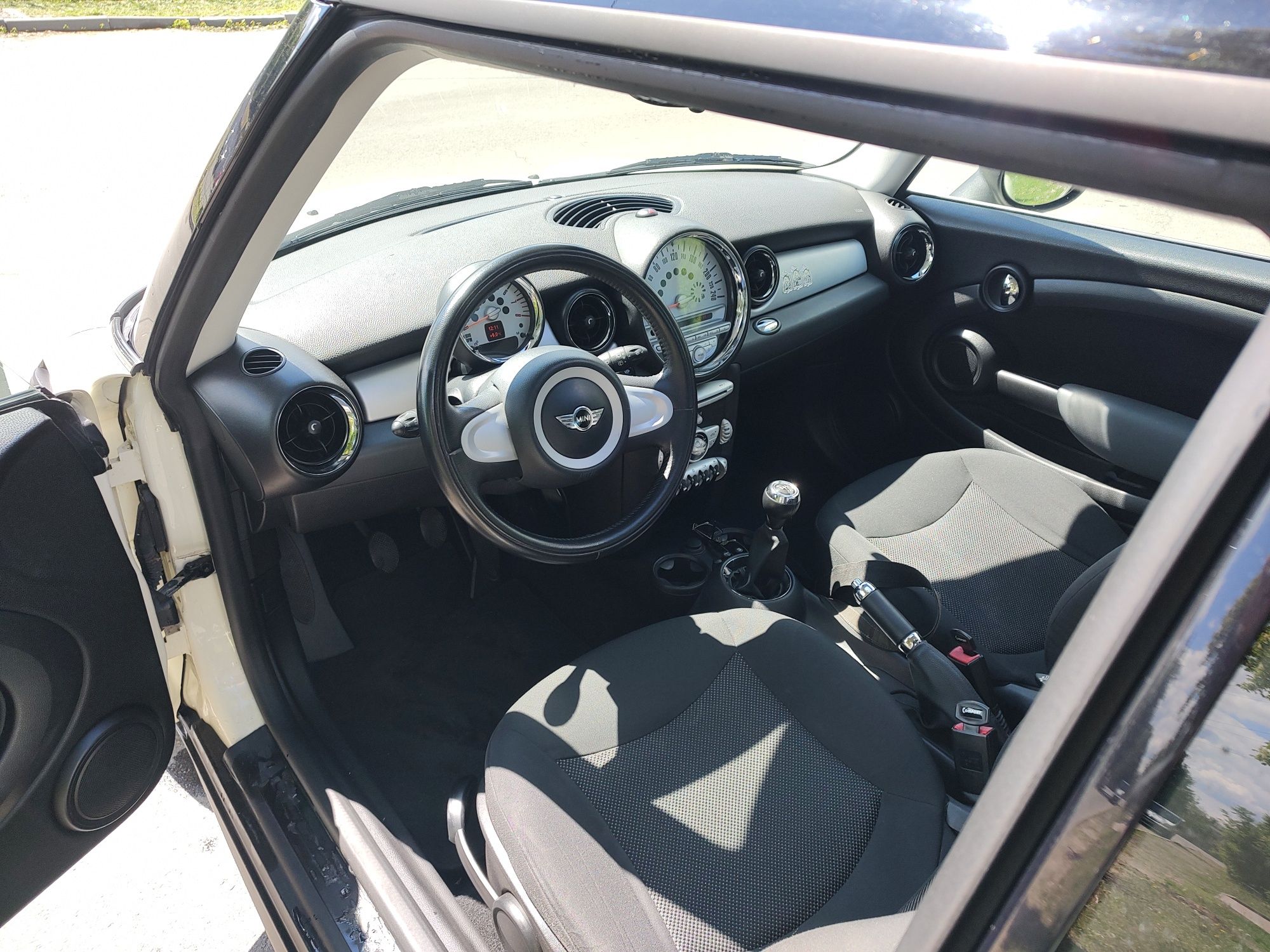 Продаж або ОБМІН на ваше авто. КУПЕР 1.6 бензин МКП 6 передач