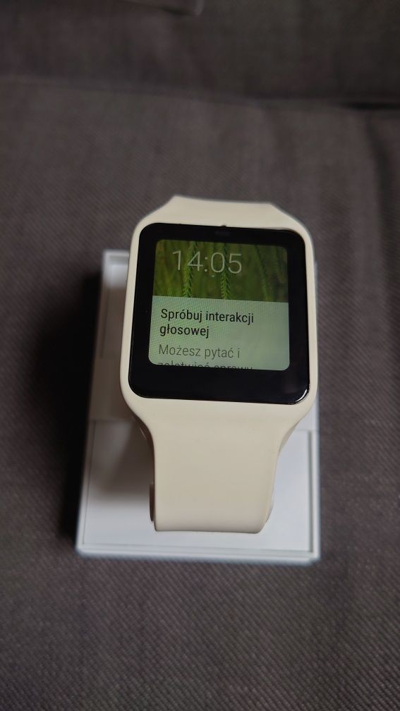 Sony smartwatch 3 swr50 android wear biały nfc