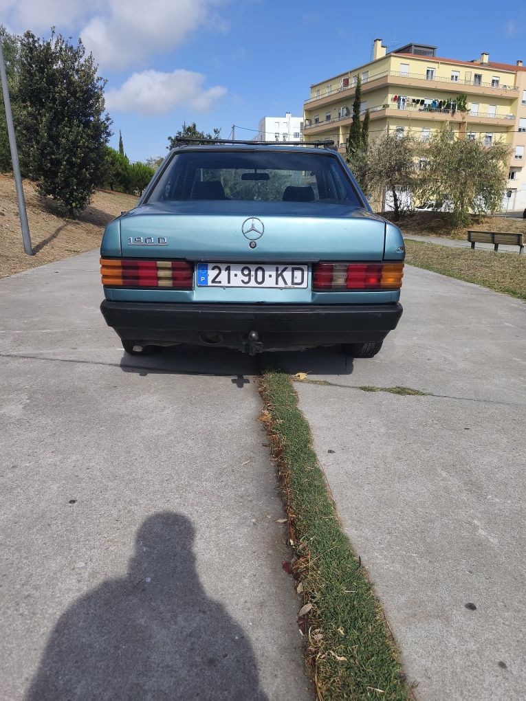 Mercedez benz ,8