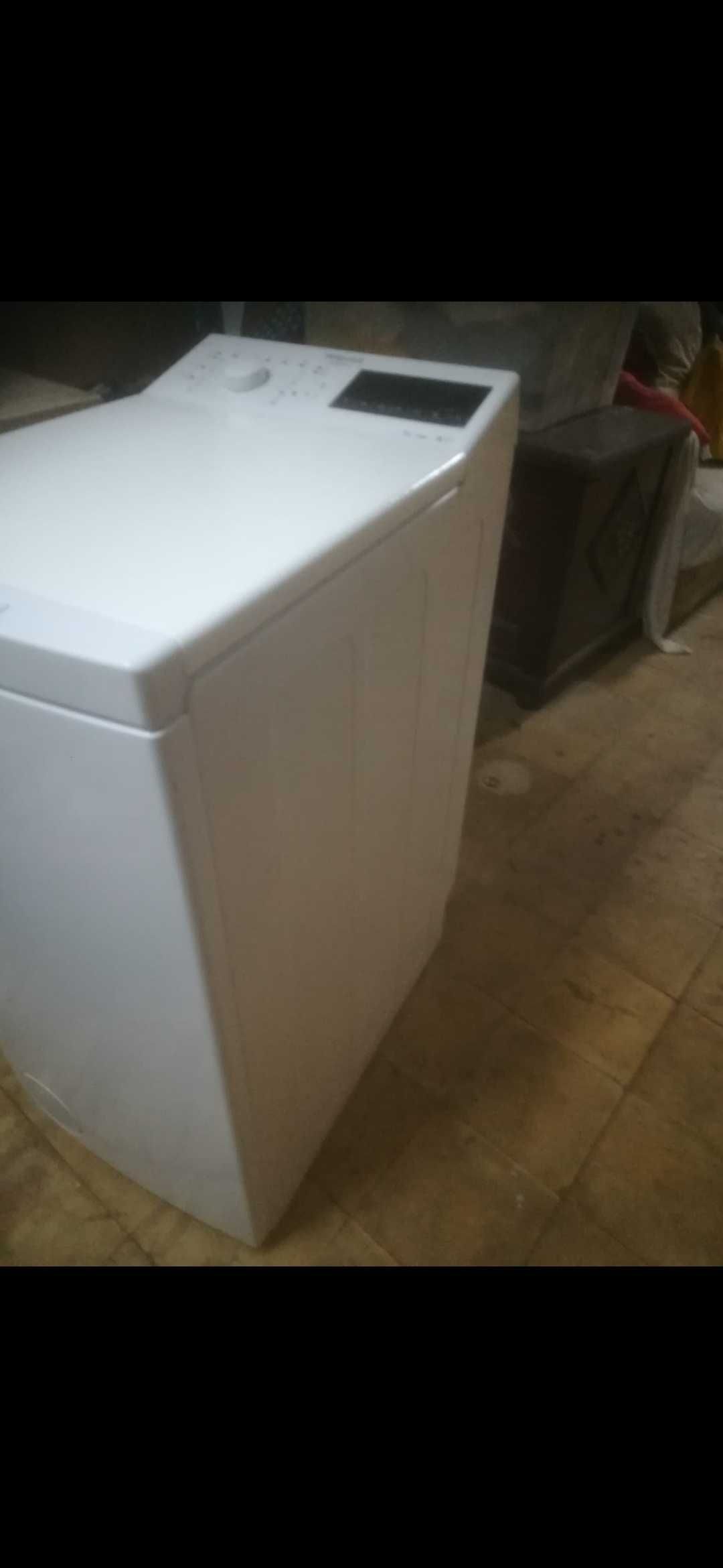 Máquina de lavar roupa Hotpoint 7Kg