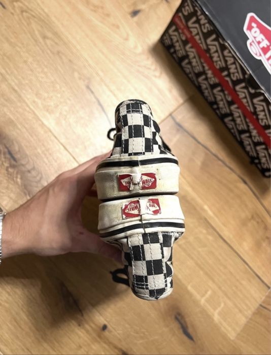 Vans New Era Checkerboard 44 Style Buty