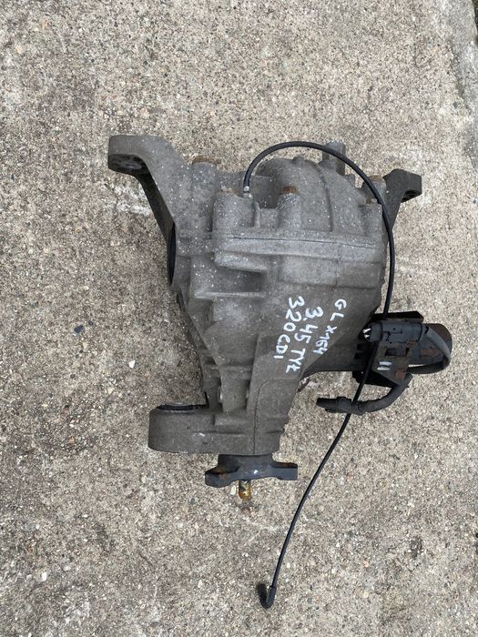 mercedes W164 GL X164 320 cdi most tył z blokada 3.45