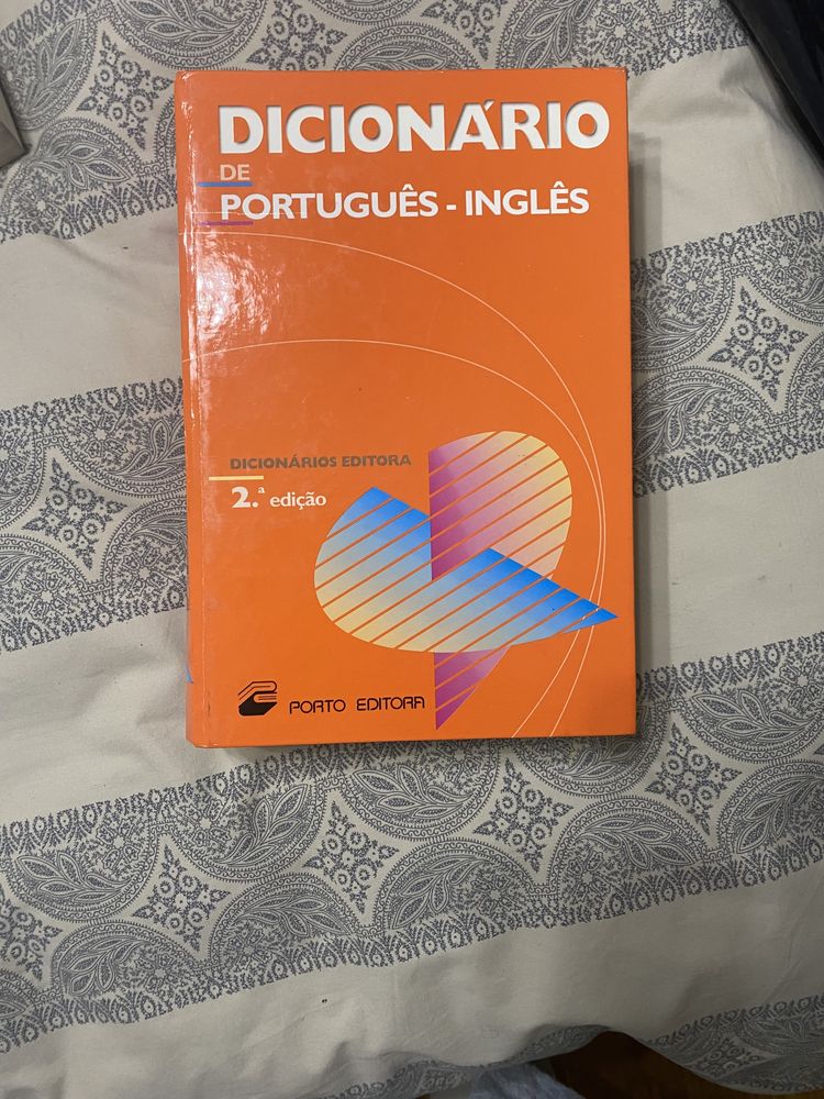 Dicionário português-inglês porto editora edição 2008