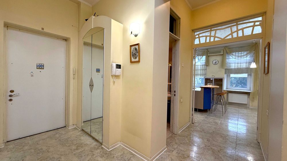 АРЕНДА • 3к кв с камином • Царский дом в Отраде • Французский бульвар