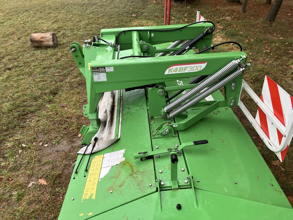 Kosiarka czolowa Samasz k4bf300