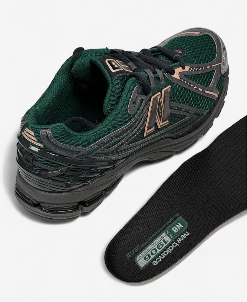 Оригінальні Кросівки New balance 1906r