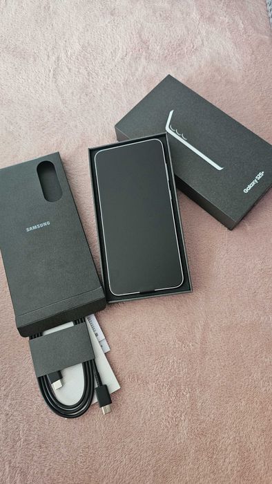 Samsung galaxy s25+