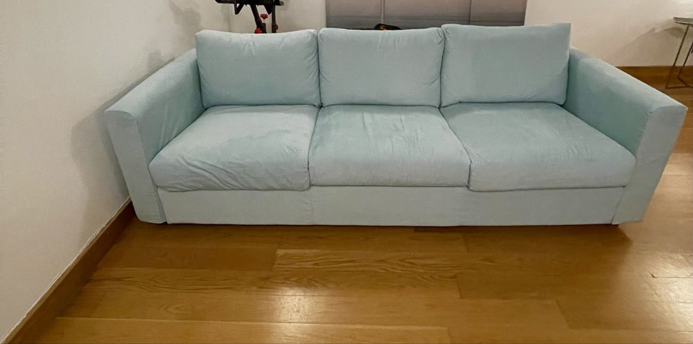 Sofa  Ikea com todas as capas novas a estrear.