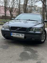 Продам машину VOLVO S60