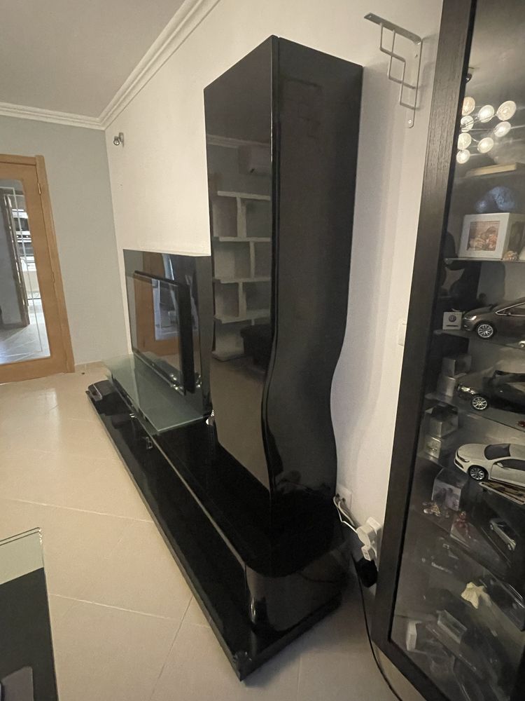 Móvel Sala Preto Alto Brilho / Black High Gloss Design Contemporâneo
