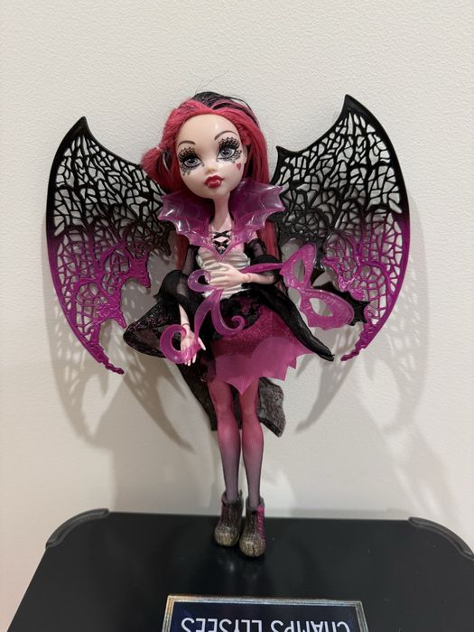 Лялька Дракулаура Геловін Монстер хай