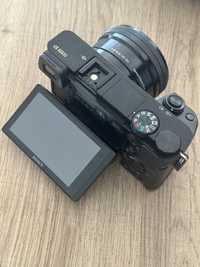 Maquina fotografica SONY alpha 6000 + Lente SONY E 16-50 F/3.5 - 5.6