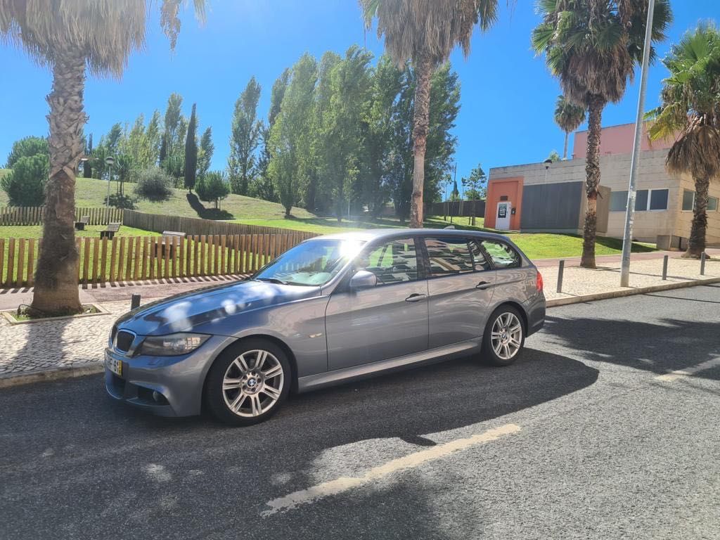 Vendo por peças Carrinha bmw 320d pack m (acidentada)