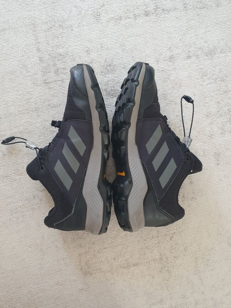 Gore Tex Adidas Terrex 36 2/3