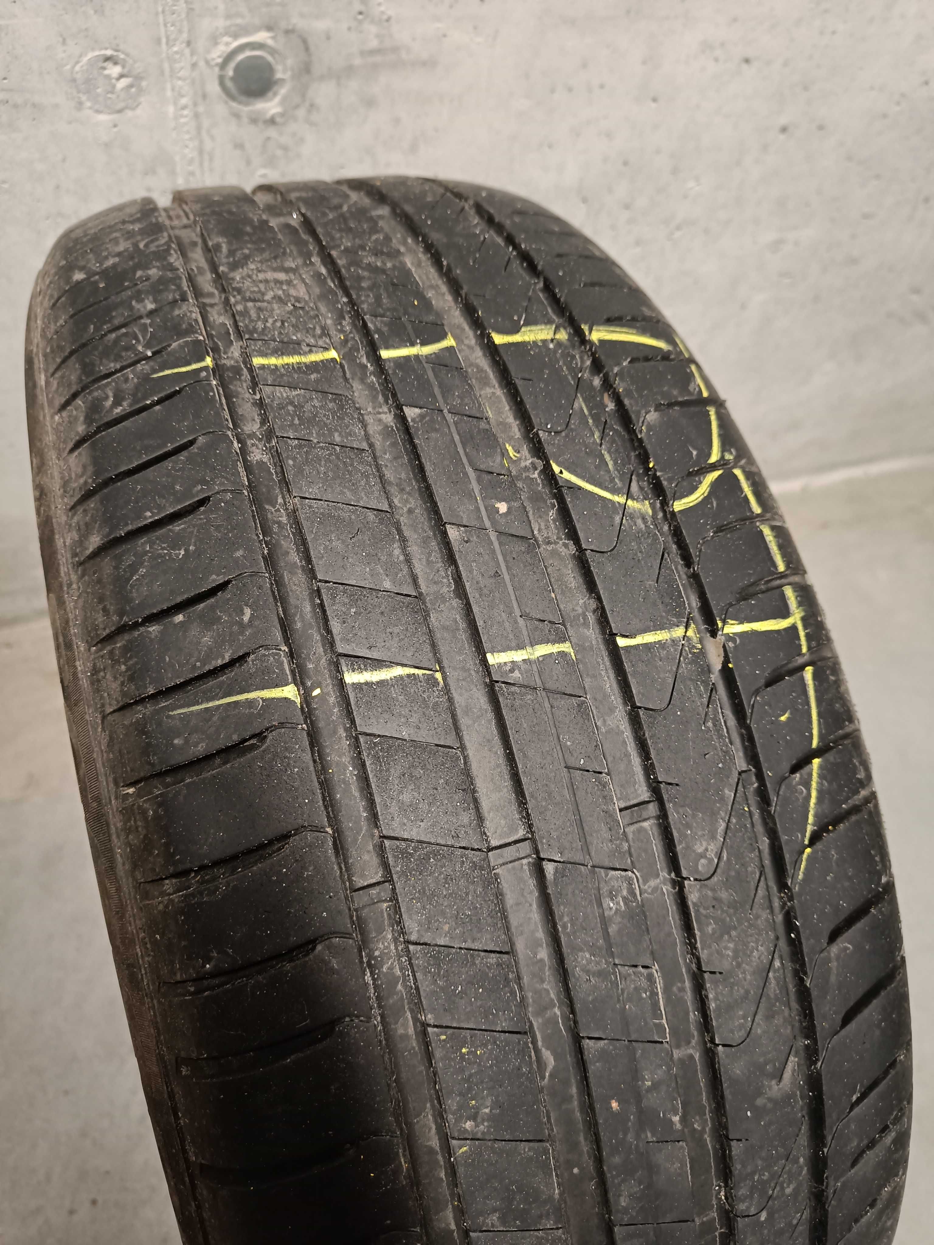 Opony letnie Pirelli Scorpion 255 45 R19