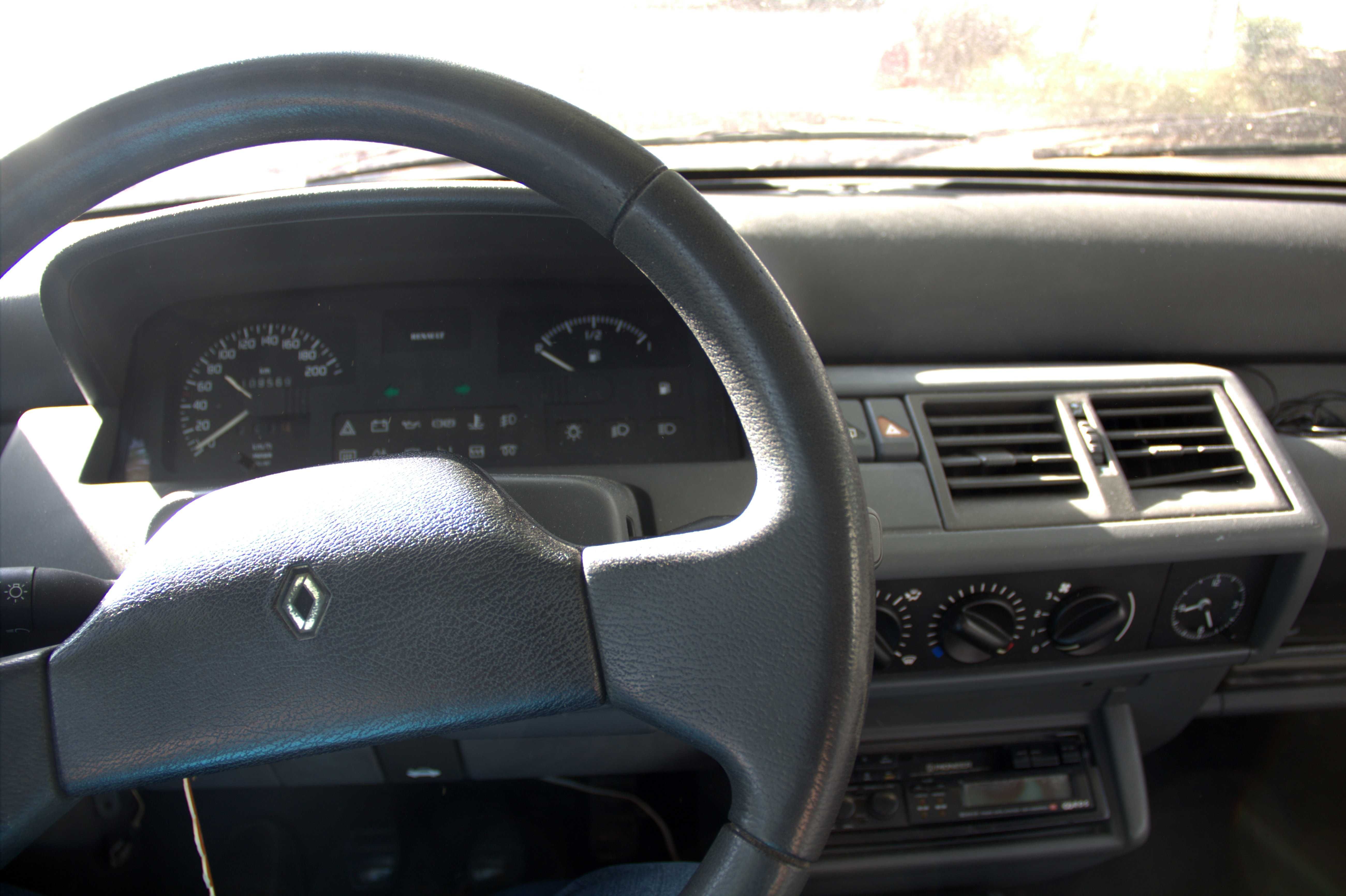 renault clio 1.9 disel