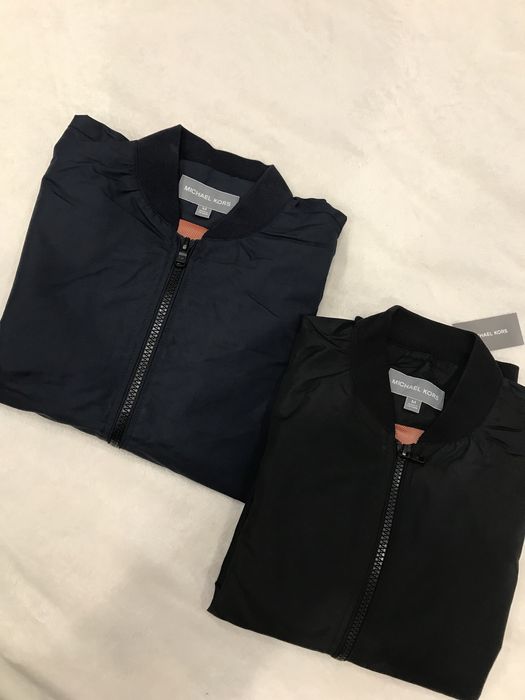 Продам мужскую куртку/бомбер Michael Kors