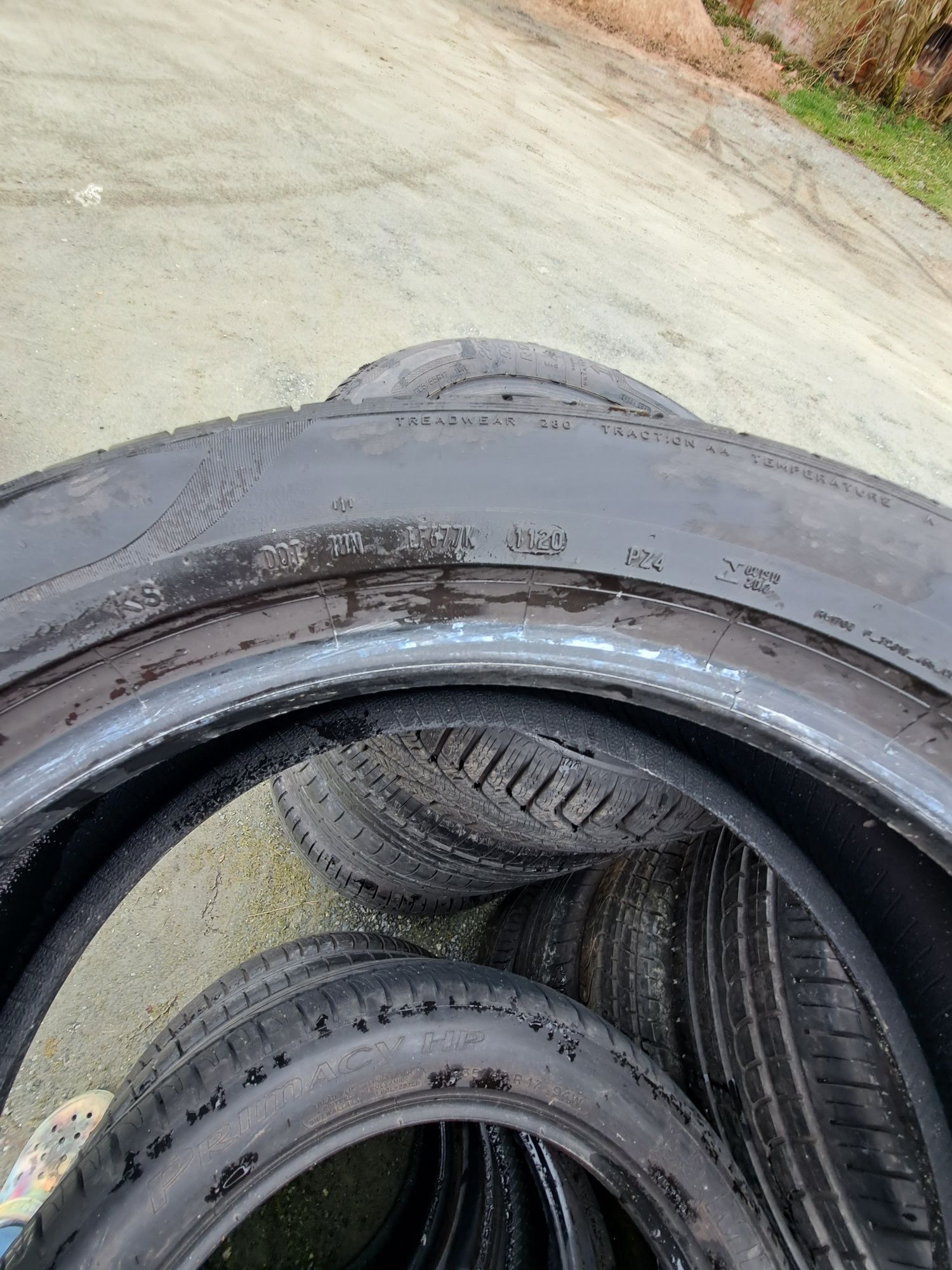 Opona pojedyncza 235/50R19 Pirelli P zero