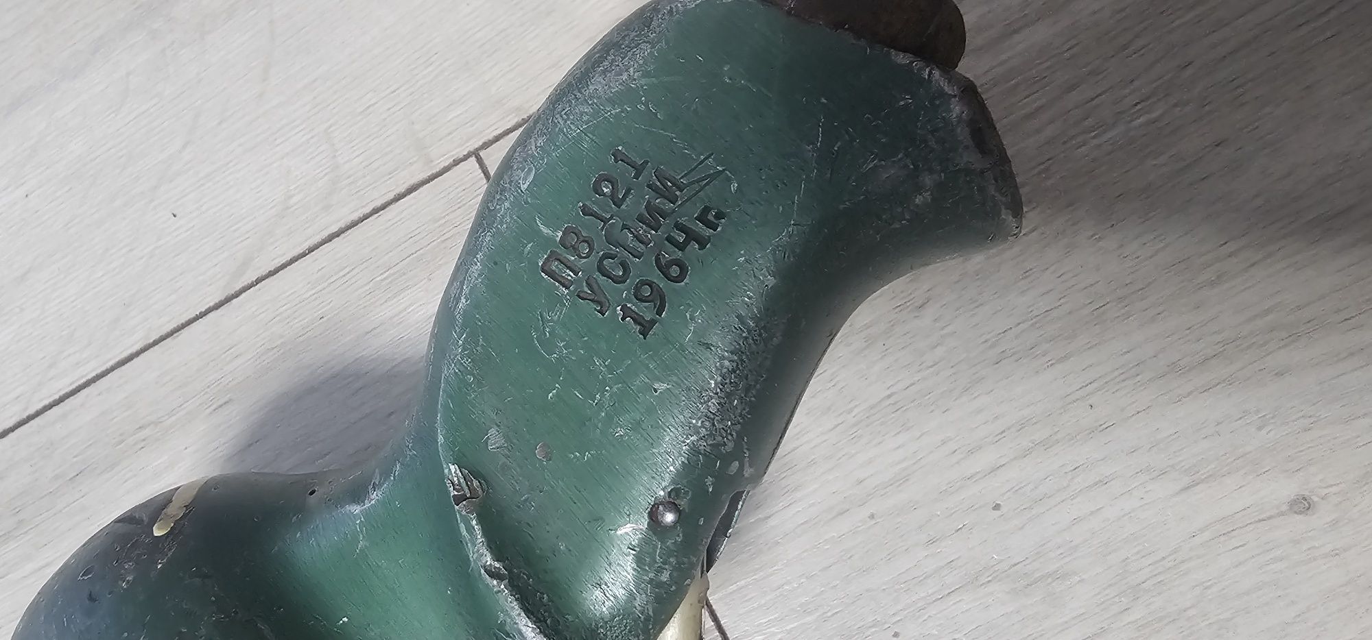Пневмогайковерт часів СССР