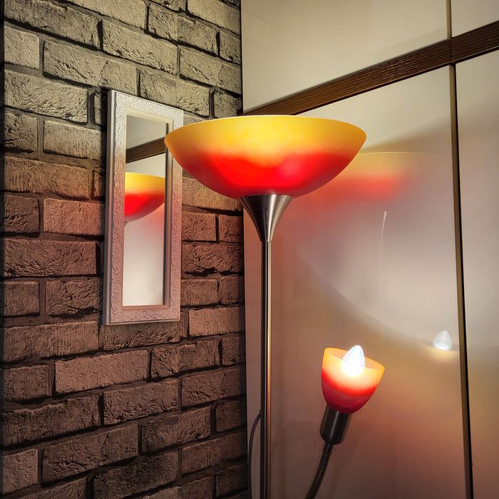 Lampa stojaca podłogowa