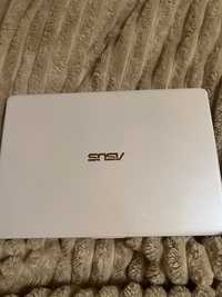 Ноутбук  Asus VivoBook 14