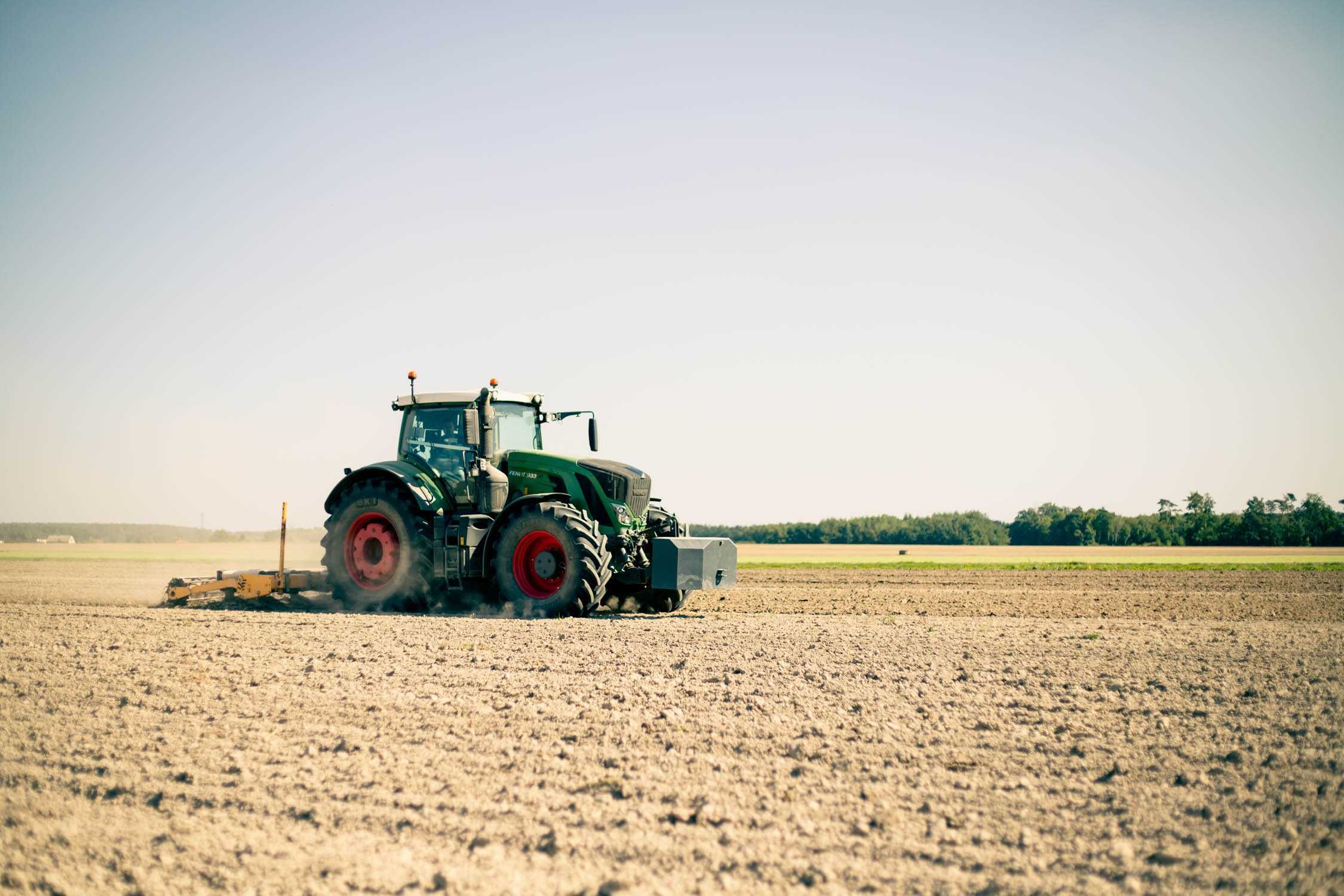 Wynajem ciągnika rolniczego Fendt 939 Vario