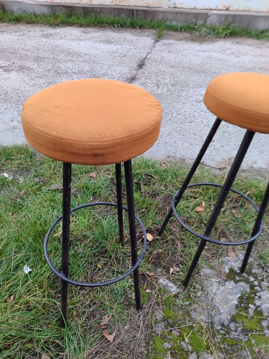 Барные стулья в.