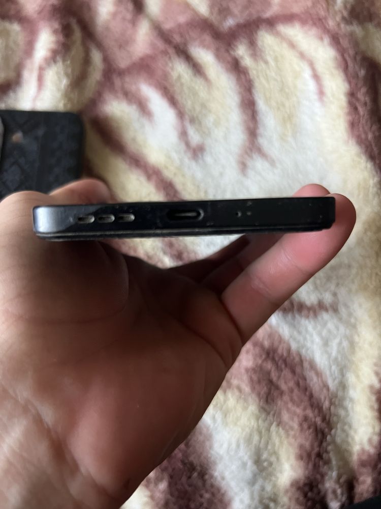 Redmi 13C  6-128 памяті