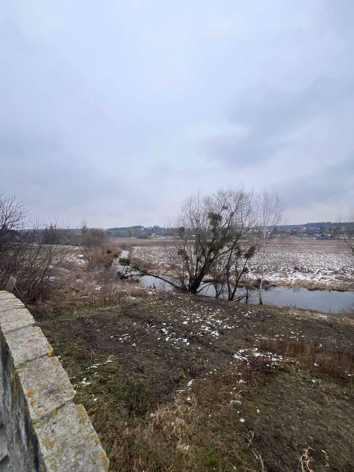 № 12460 - Будинок 8 кілометрів від Житомира с.Піски. Будинок 8х12м
