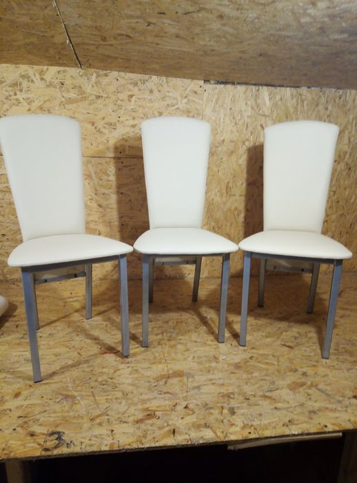 Ремонт та перетяжка м'яких меблів