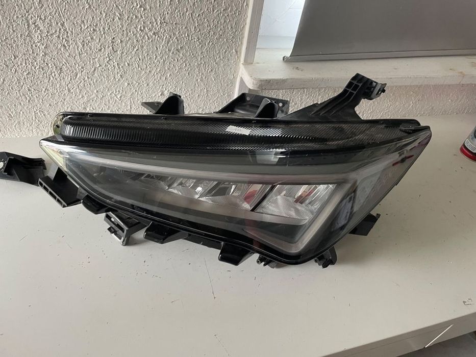 cupra born lampa lewa led oryginał cala 2022-reflektor