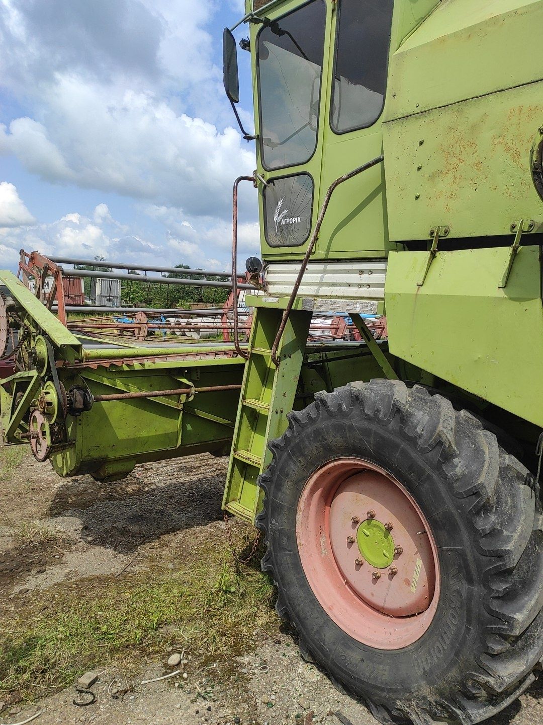 Комбайн Claas Mercator 75