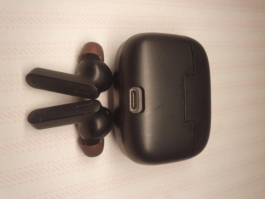 JBL Tune 230NC TWS