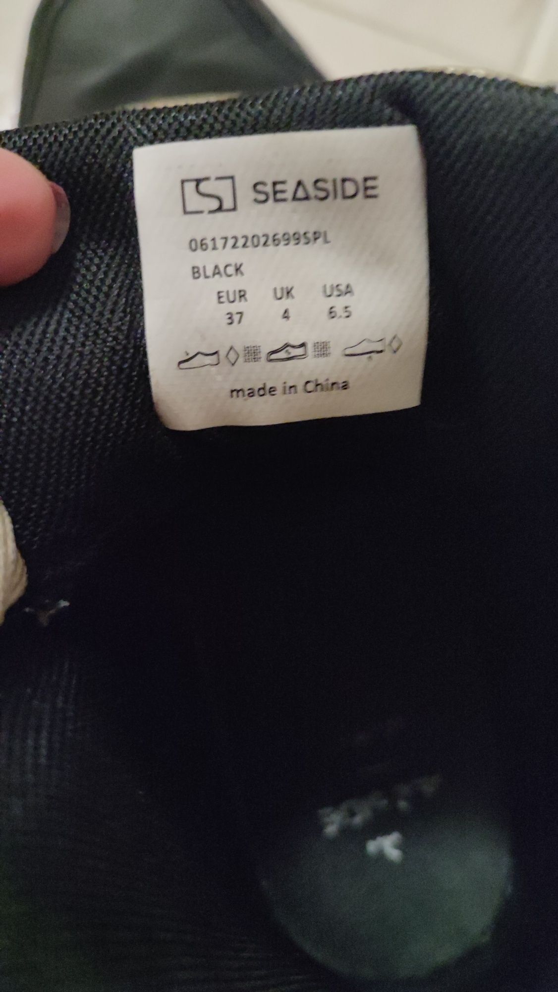 Sapatilhas tipo bota