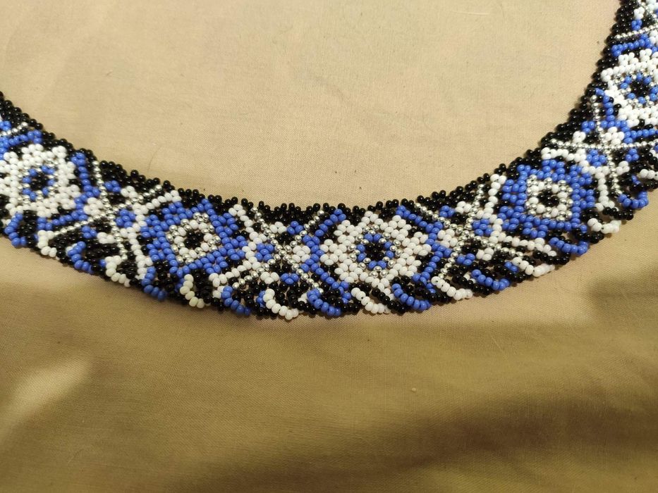 Прикраси з бісеру