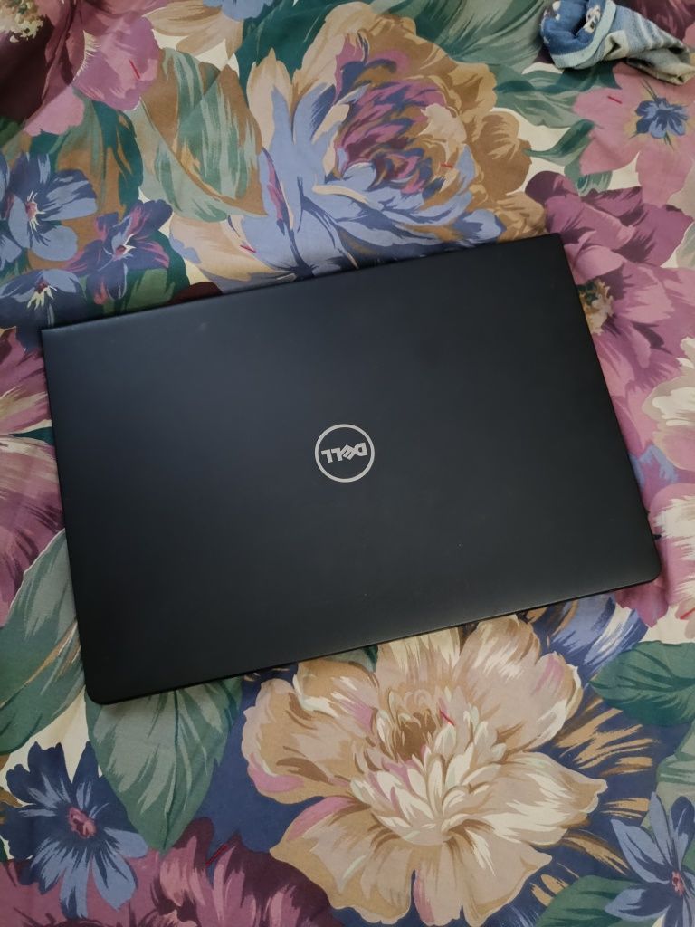 Dell Intel Core i3-7020U SSD 256GB DDR4 8GB АКБ 3г. Ноутбук