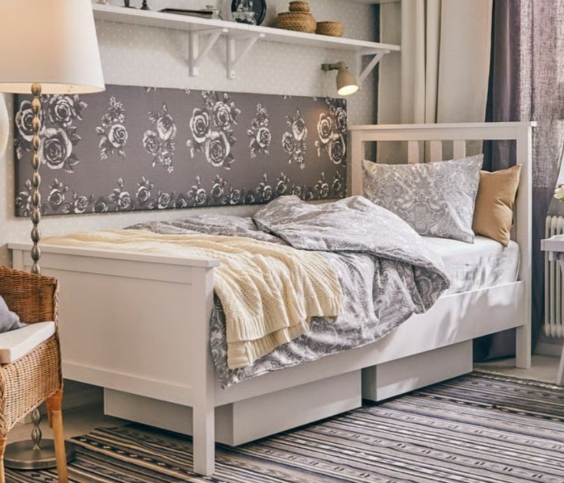 Łóżko drewniane Ikea z materacem 90x200