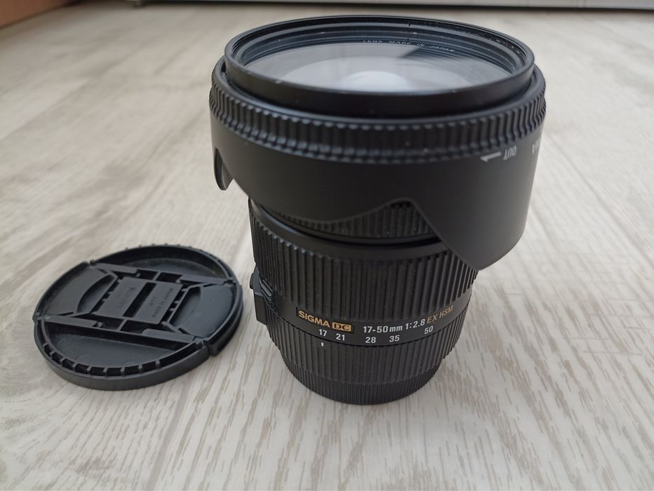 Об'єктив Sigma 17-50mm F2.8 EX DC OS HSM (Canon EF-S)