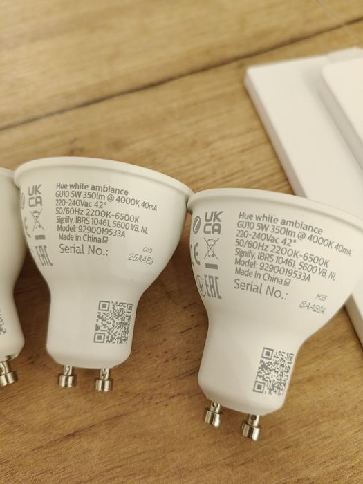 Sprzedam Nowy zestaw żarówek Hue white ambiance 5W GU10
