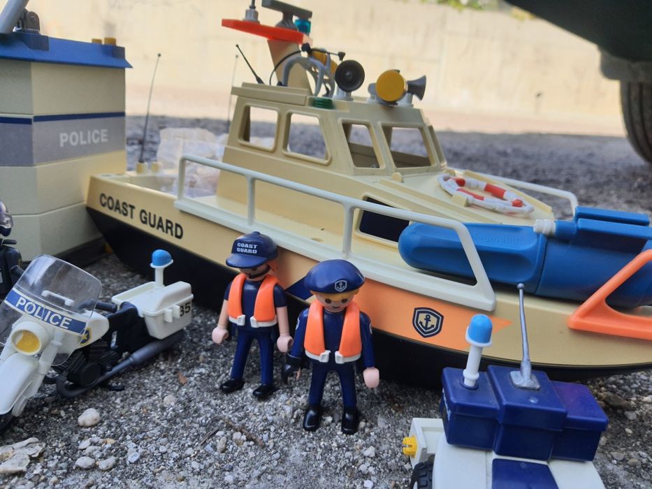 Figuras Playmobil policia - esquadra, barco, etc