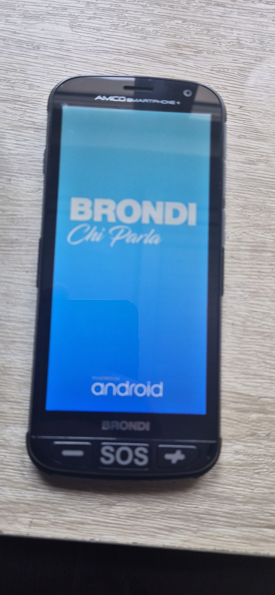 Telefon dla seniora. Brondi Amico