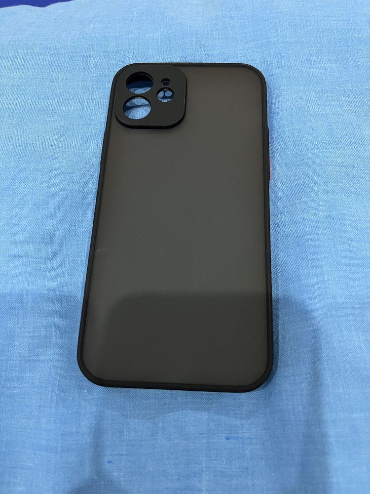 iPhone 12 capa preta