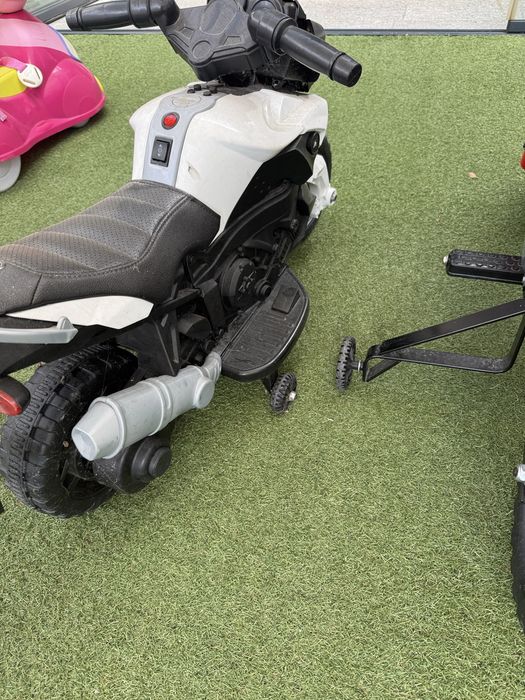 Mota eletrica para crianças