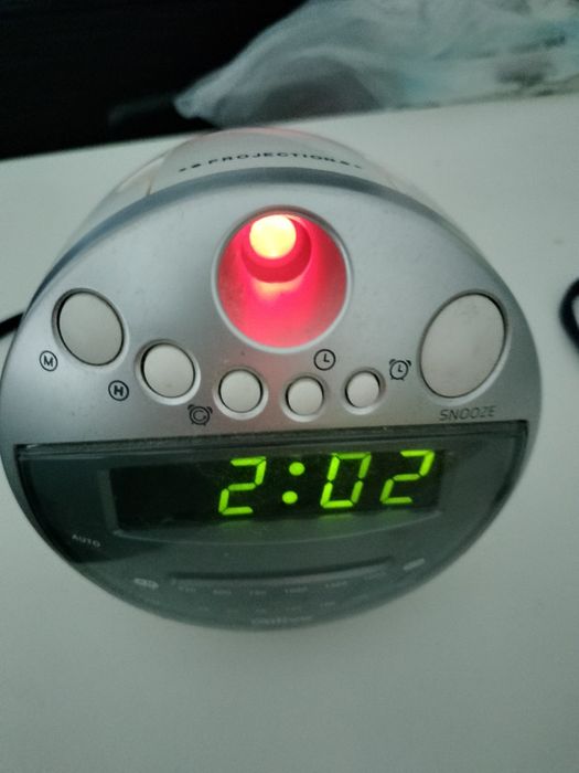 Rádio projetor Qilive