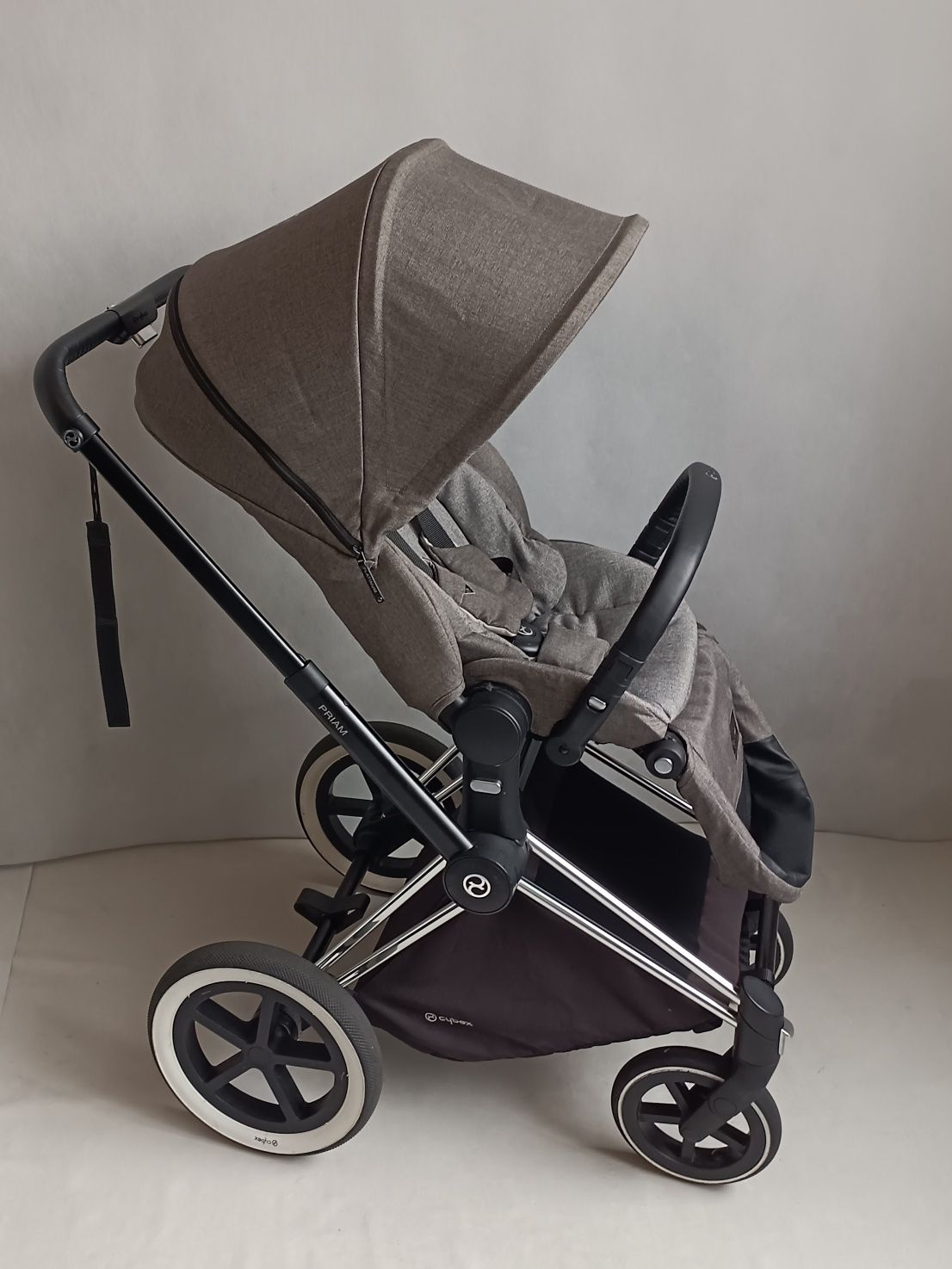 Wózek 4w1 Cybex Priam/Cybex Cloud Z/Baza Cybex Z Isofix obrotowa