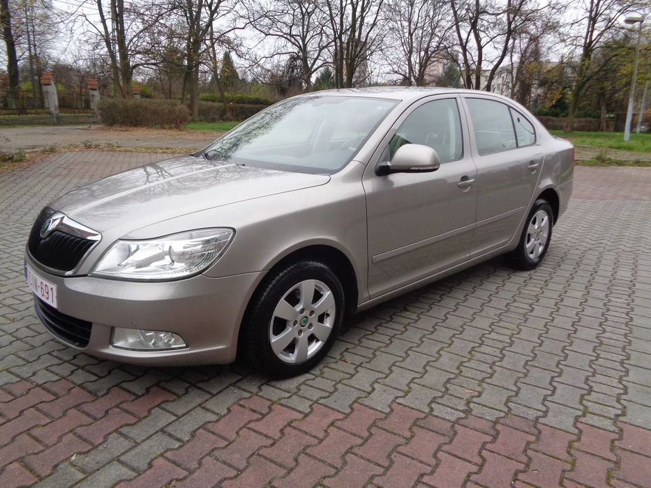Skoda Octavia 1,6 105 koni skurzana tapicerka stan bdb