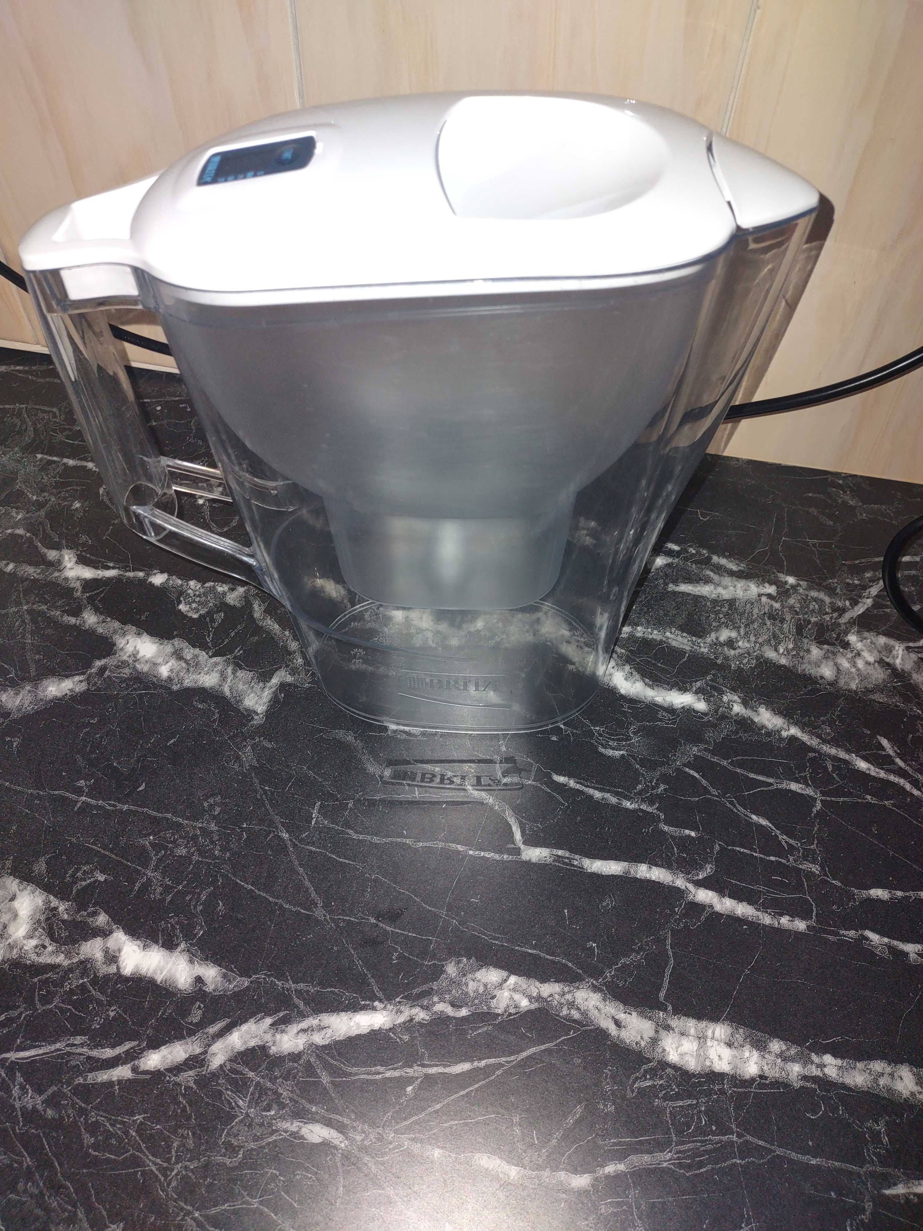 Brita Aluna dzbanek filtrujący 2,4L