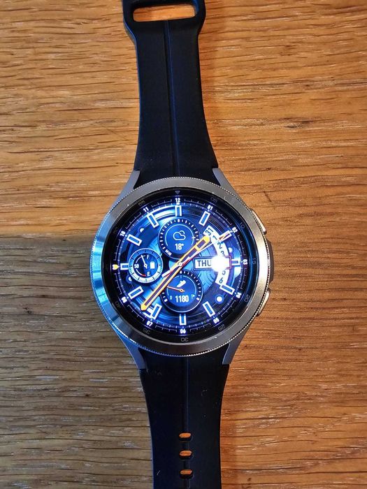 Samsung Galaxy Watch 4 Classic + 3 braceletes oferta